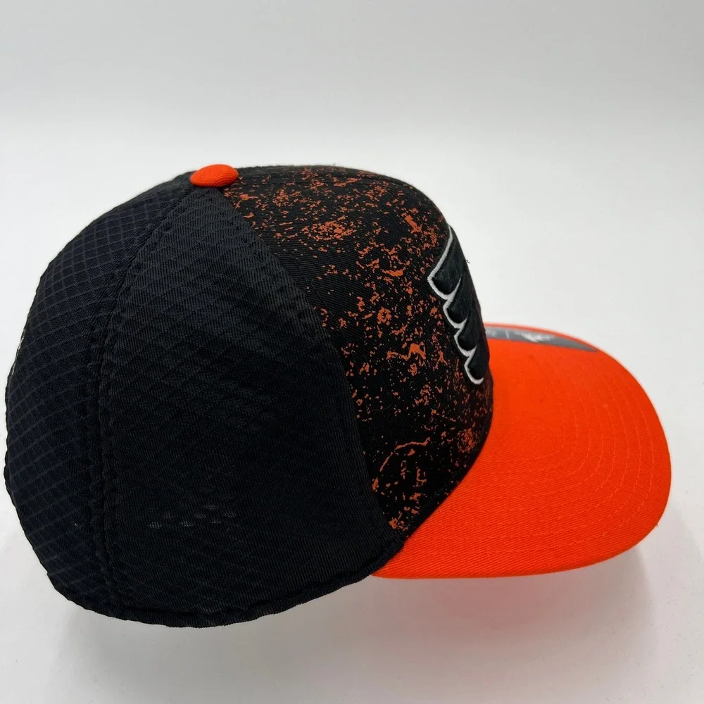 Adidas Philadelphia Flyers NHL Snapback Hat‎ Black Orange Paint Splatter OSFA